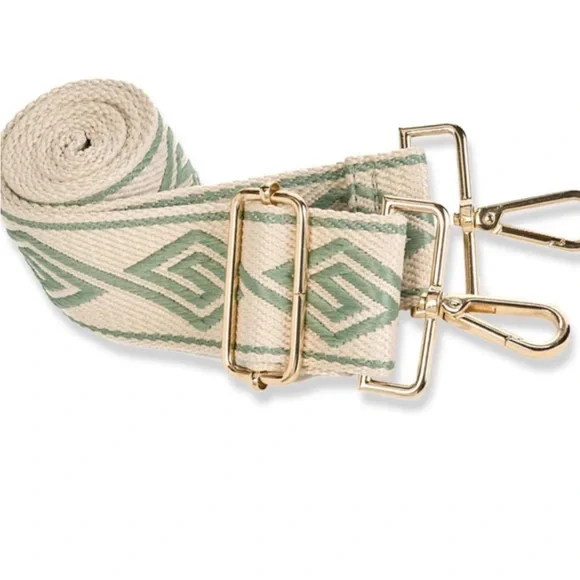 Wanderfull Quilted Sage Crossbody Convertible Hydrobag Waterbottle Purse NWT - Picture 9 of 16